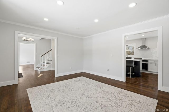 7 Rural Drive, Scarsdale, NY 10583