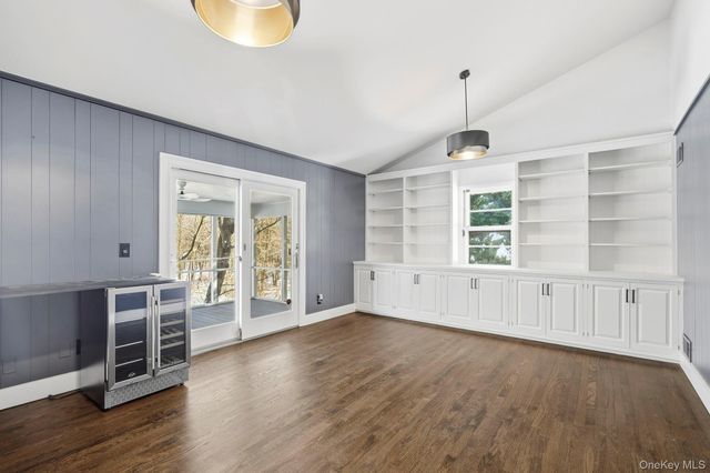 7 Rural Drive, Scarsdale, NY 10583