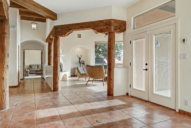 179 Tierra Encantada, Corrales, NM 87048