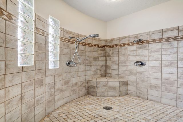 179 Tierra Encantada, Corrales, NM 87048