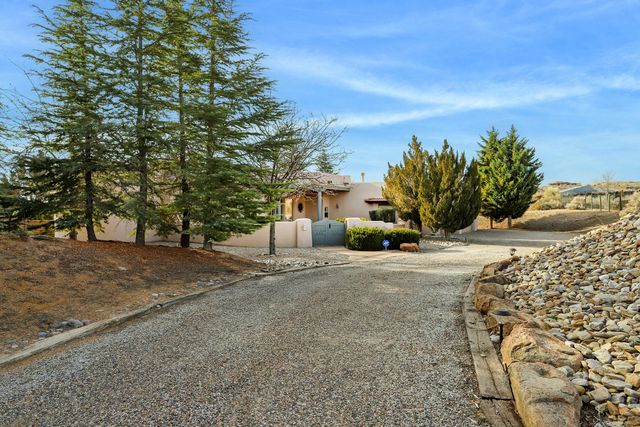 179 Tierra Encantada, Corrales, NM 87048