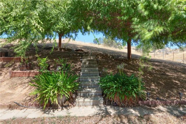 35777 Road 606, Raymond, CA 93653