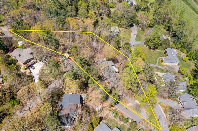 22 Robinhood Road, Asheville, NC 28804