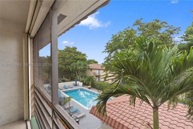 8605 W Sample Rd 306, Coral Springs, FL 33065