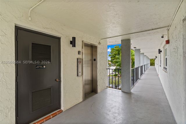 8605 W Sample Rd 306, Coral Springs, FL 33065