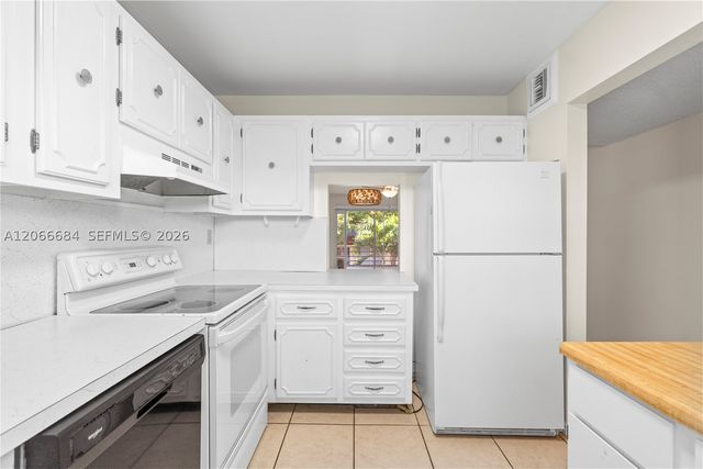 8605 W Sample Rd 306, Coral Springs, FL 33065