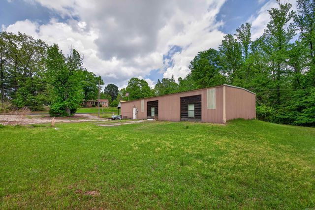 315 Deceiper Hill Rd Road, Arkadelphia, AR 71923