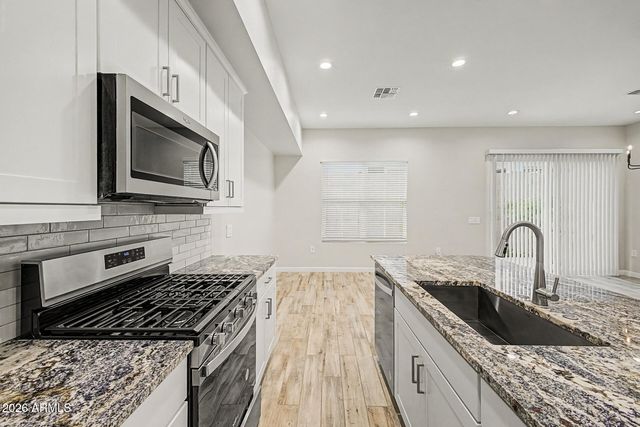 5050 E ANDERSON Drive, Scottsdale, AZ 85254