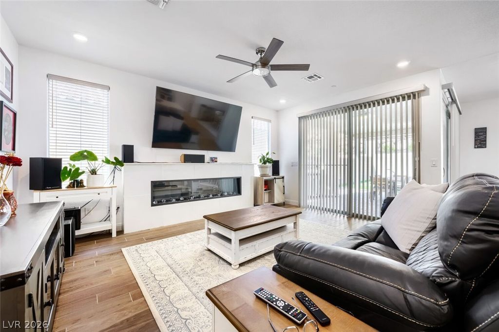6467 Tavolara Street, Las Vegas, NV 89166 — photo 4