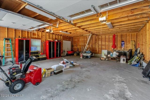 102 Middletown Road, Holmdel, NJ 07733