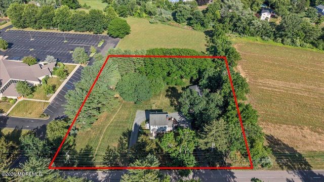 102 Middletown Road, Holmdel, NJ 07733