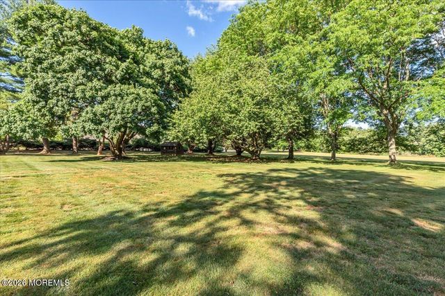 102 Middletown Road, Holmdel, NJ 07733