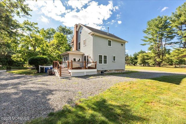 102 Middletown Road, Holmdel, NJ 07733