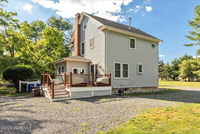 102 Middletown Road, Holmdel, NJ 07733