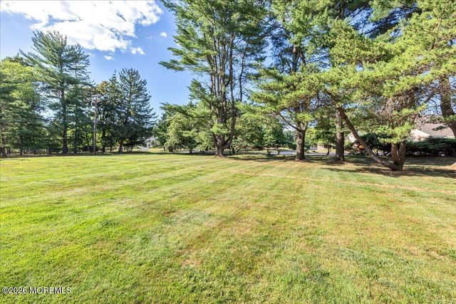 102 Middletown Road, Holmdel, NJ 07733