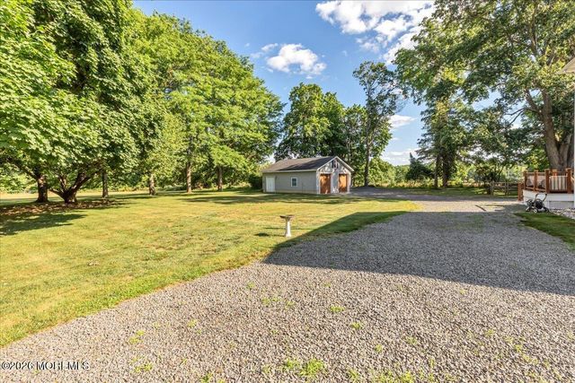 102 Middletown Road, Holmdel, NJ 07733