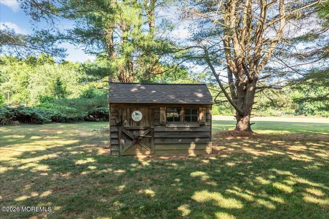 102 Middletown Road, Holmdel, NJ 07733