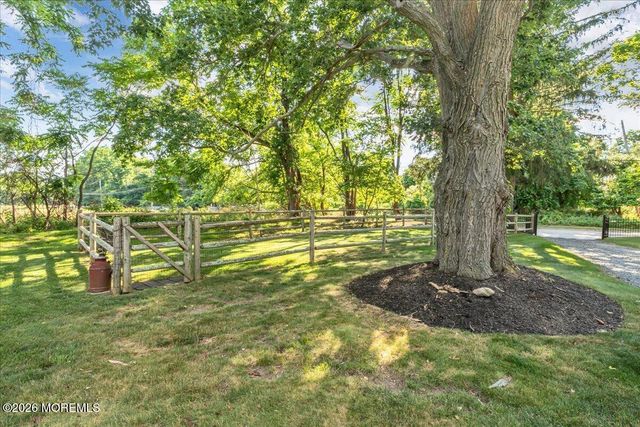 102 Middletown Road, Holmdel, NJ 07733