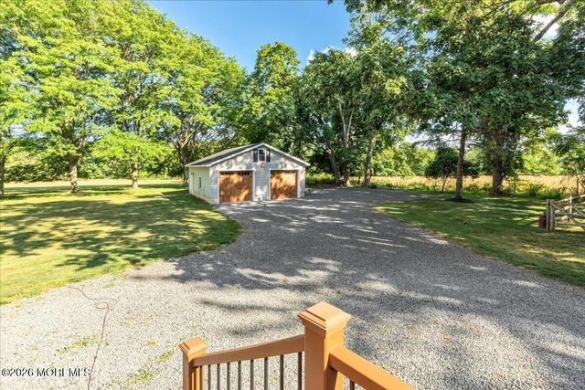 102 Middletown Road, Holmdel, NJ 07733