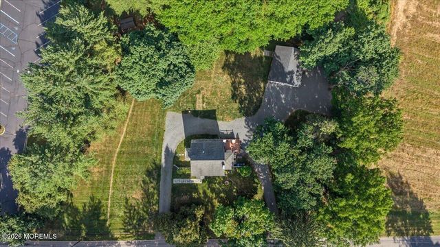 102 Middletown Road, Holmdel, NJ 07733