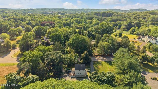 102 Middletown Road, Holmdel, NJ 07733