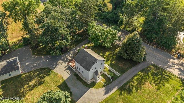 102 Middletown Road, Holmdel, NJ 07733