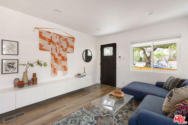 3330 Minto Court, Los Angeles, CA 90032