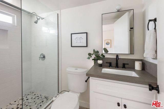 3330 Minto Court, Los Angeles, CA 90032