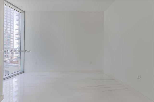 300 Biscayne Blvd Way 1704, Miami, FL 33131