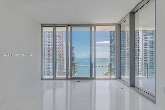 300 Biscayne Blvd Way 1704, Miami, FL 33131