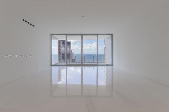 300 Biscayne Blvd Way 1704, Miami, FL 33131