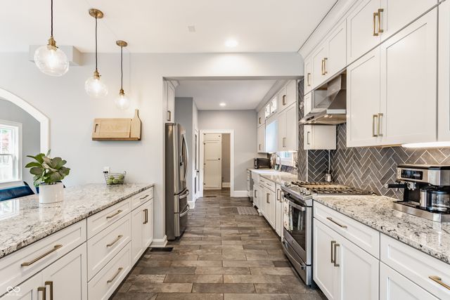 5829 Broadway Street, Indianapolis, IN 46220