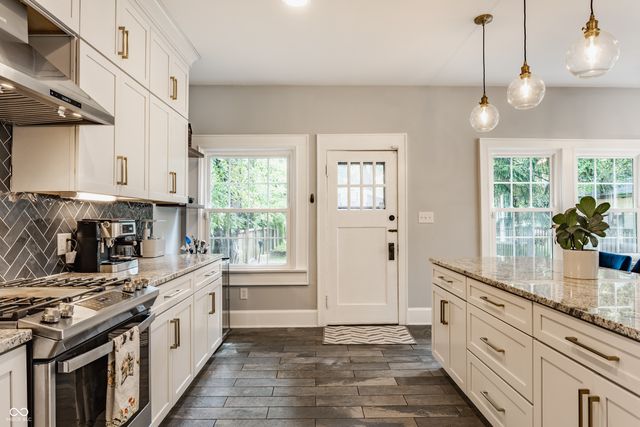 5829 Broadway Street, Indianapolis, IN 46220