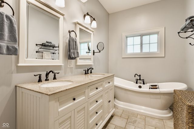 5829 Broadway Street, Indianapolis, IN 46220