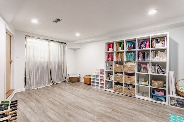 5829 Broadway Street, Indianapolis, IN 46220