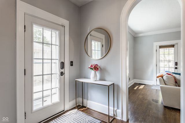 5829 Broadway Street, Indianapolis, IN 46220