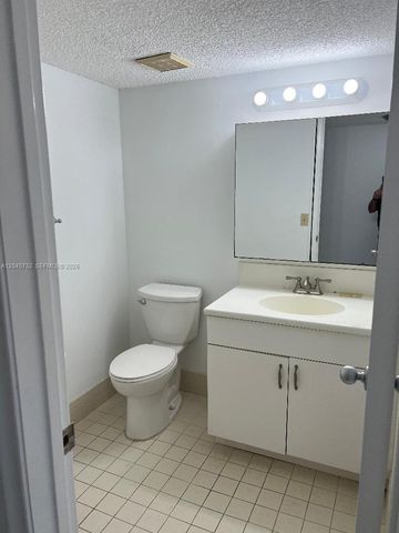 6880 Abbott Ave 508, Miami Beach, FL 33141
