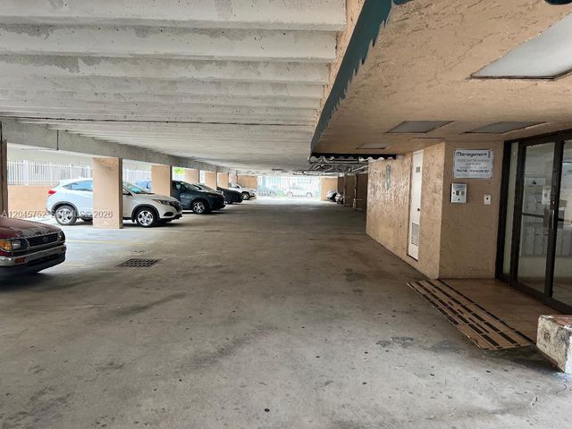 6880 Abbott Ave 508, Miami Beach, FL 33141