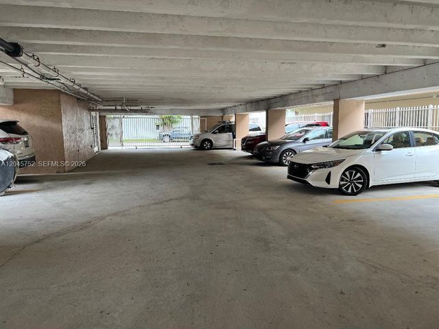 6880 Abbott Ave 508, Miami Beach, FL 33141