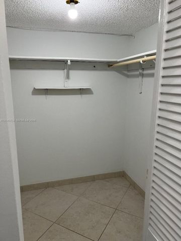 6880 Abbott Ave 508, Miami Beach, FL 33141