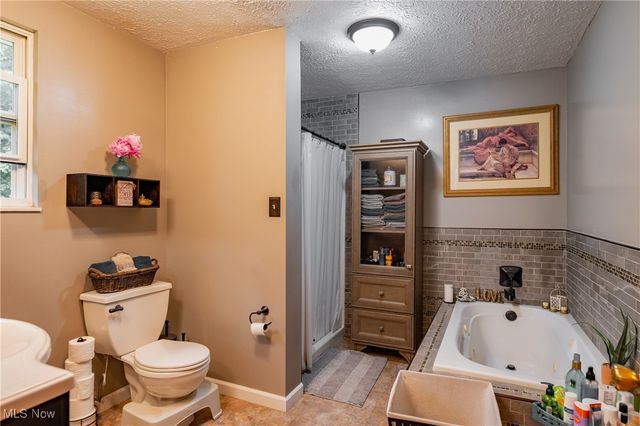 2993 Harris Highway, Washington, WV 26181