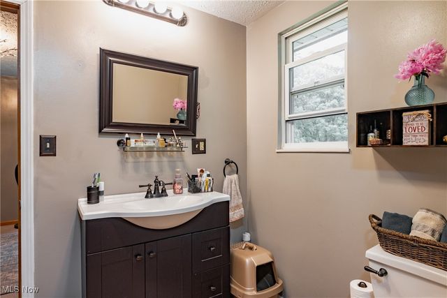 2993 Harris Highway, Washington, WV 26181