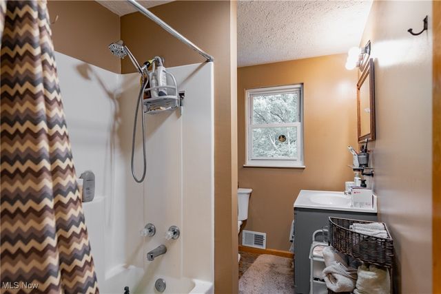 2993 Harris Highway, Washington, WV 26181