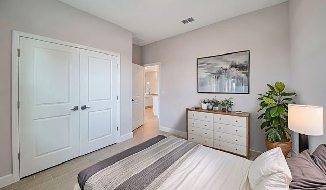 55 Beckner Ln, Palm Coast, FL 32137