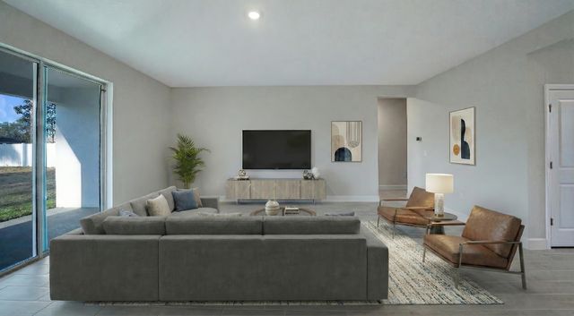 55 Beckner Ln, Palm Coast, FL 32137