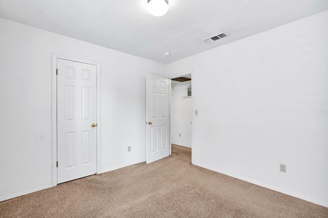 1315 E Loma Linda Avenue, Fresno, CA 93720
