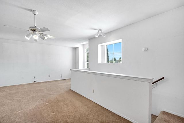 1315 E Loma Linda Avenue, Fresno, CA 93720