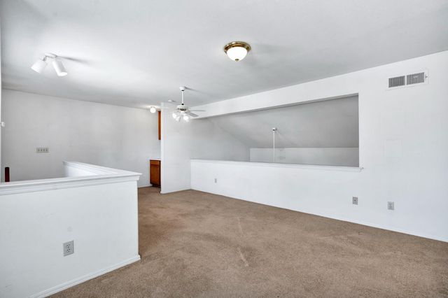 1315 E Loma Linda Avenue, Fresno, CA 93720
