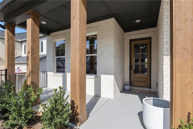 383 Tillman Pass, Woodstock, GA 30188