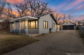 2610 S Thomas Court, Mchenry, IL 60051